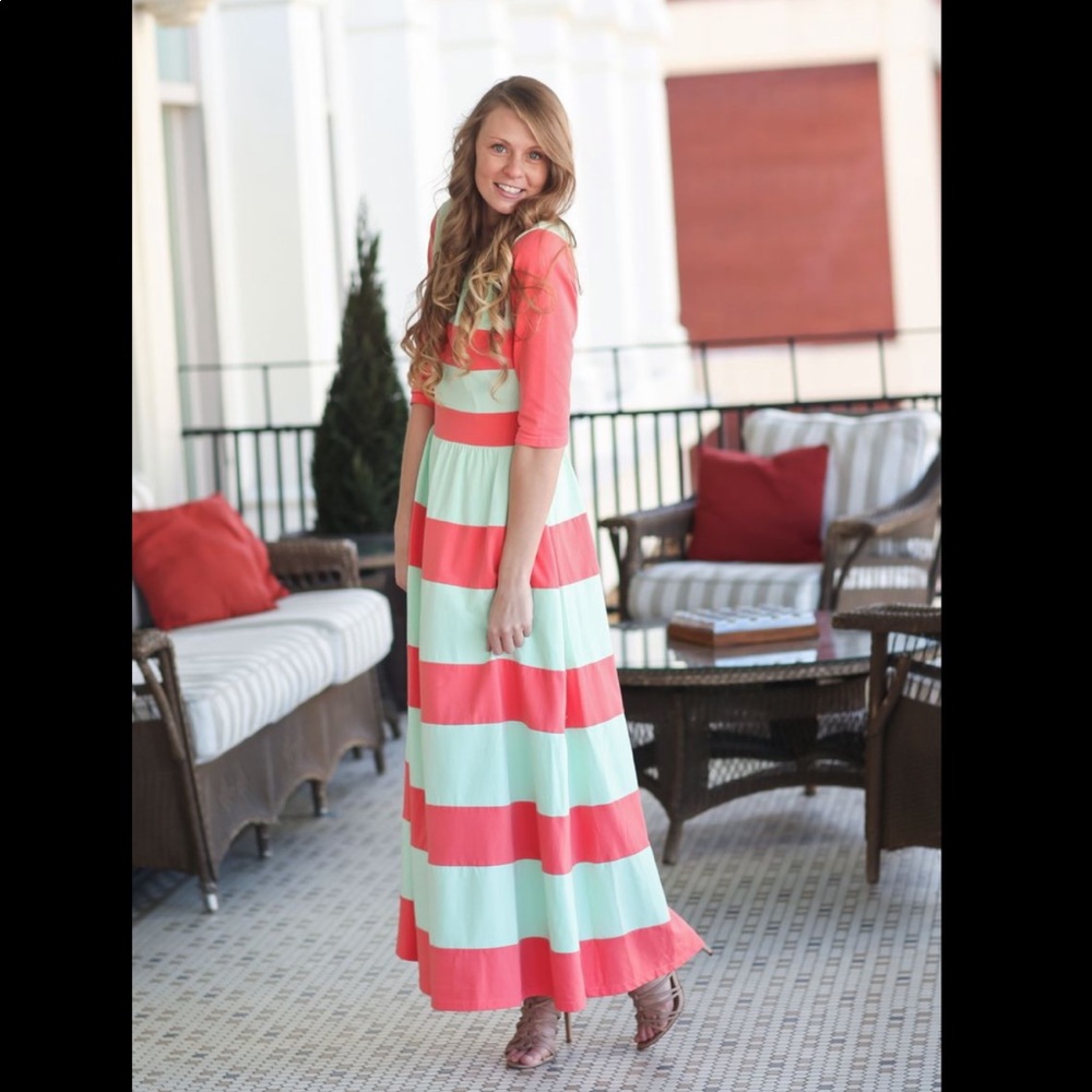 Dainty Jewells  * Chick Lady dress *
